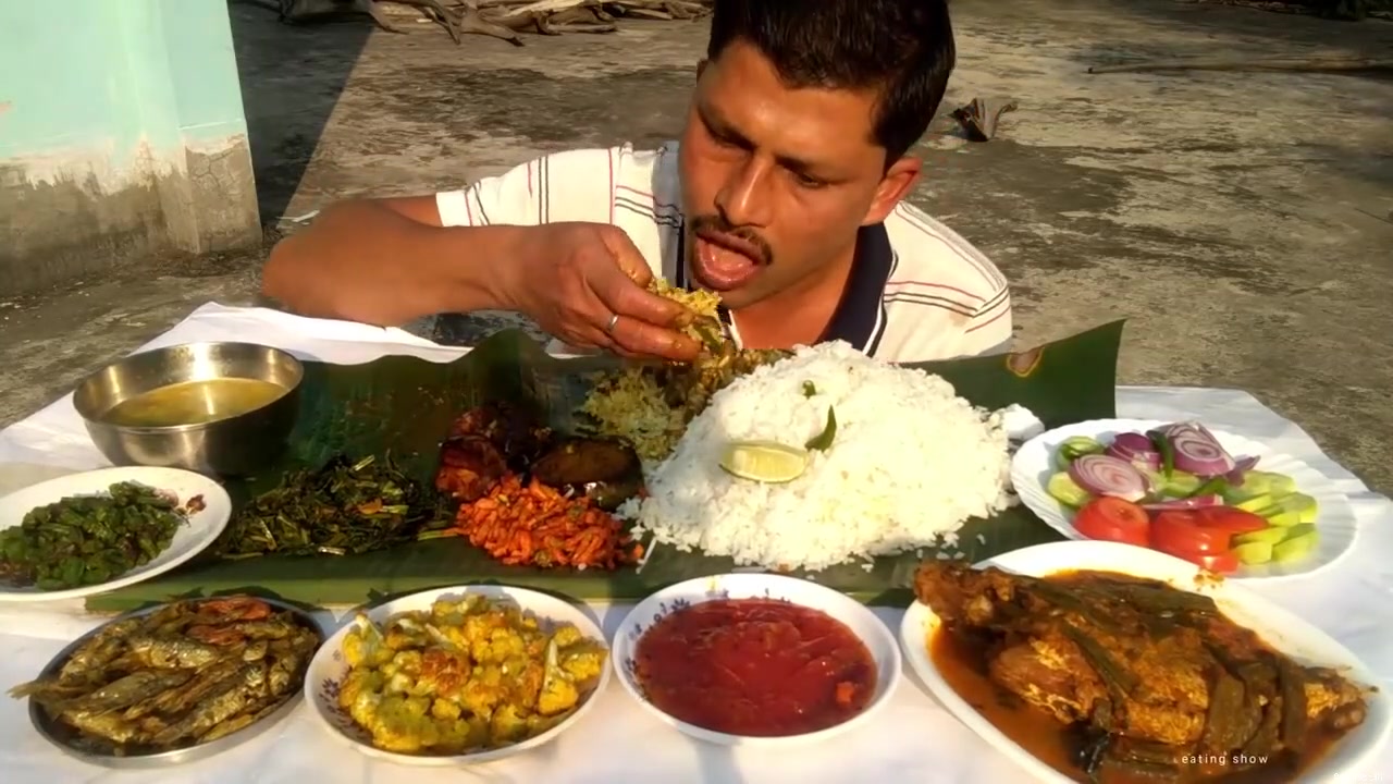 印度吃播标准手抓饭这顿饭在印度什么水平
