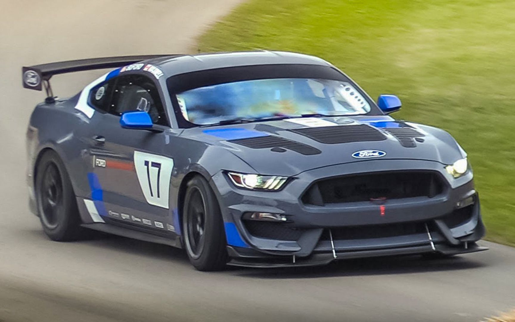 2016款 福特mustang gt4赛车介绍 - 美国汽车改装协会(sema)2016