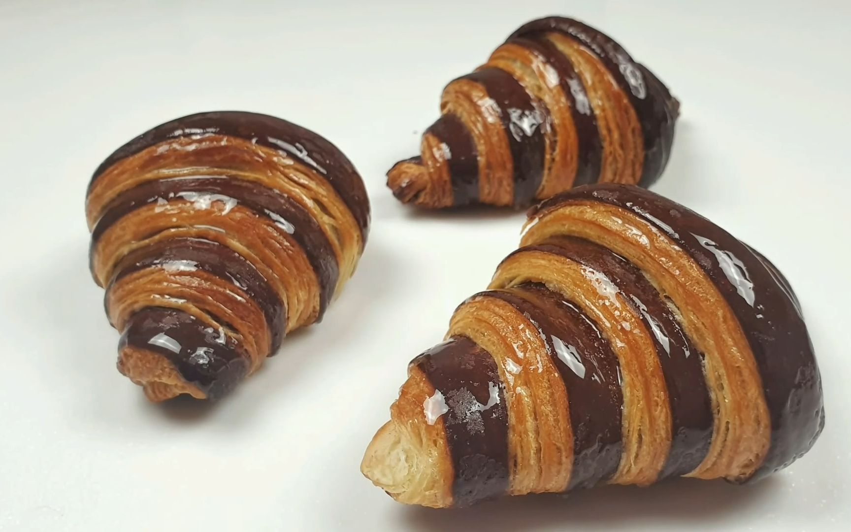 巧克力羊角面包