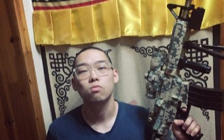 k9999弹壳教小朋友弹琴