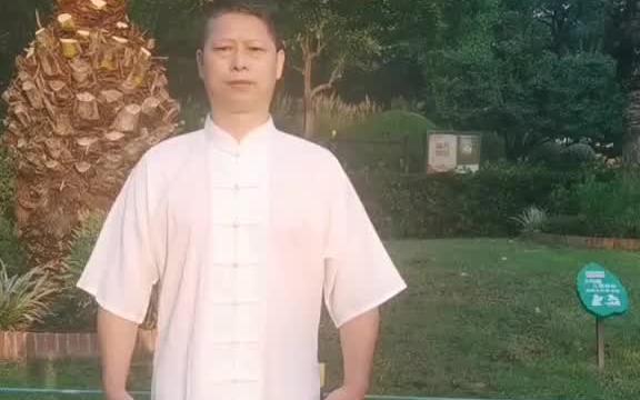 二十四式太极拳完整版带口令,上学时体育老师教的太极拳,因为喜欢,一直坚持到现在每天还在练习.哔哩哔哩bilibili