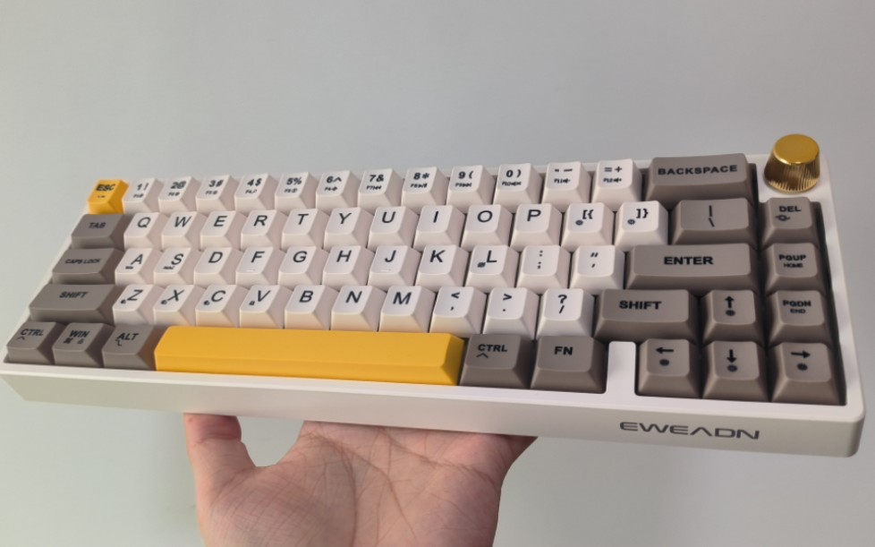 199 三模rgb热插拔 前行者c65机械键盘 样品开箱体验