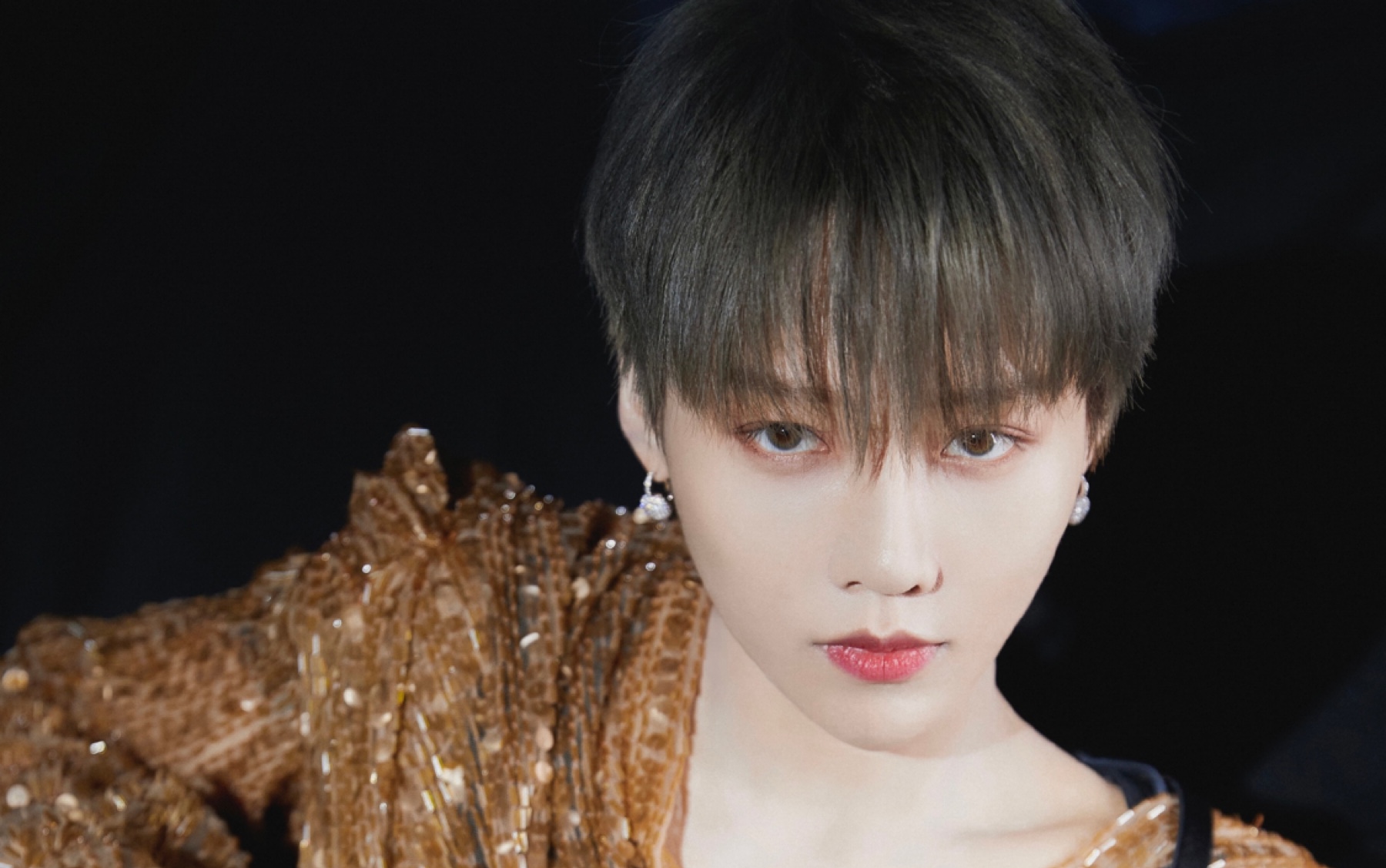 刘雨昕biubiu 一见你就笑