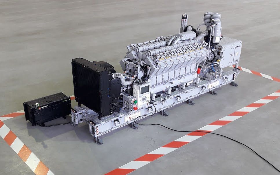 v16 应急柴油发电机 lego乐高 technic科技/机械 moc