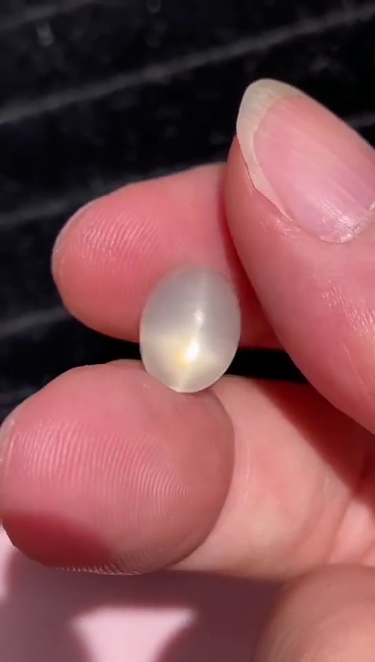 4.55ct印度月光石猫眼