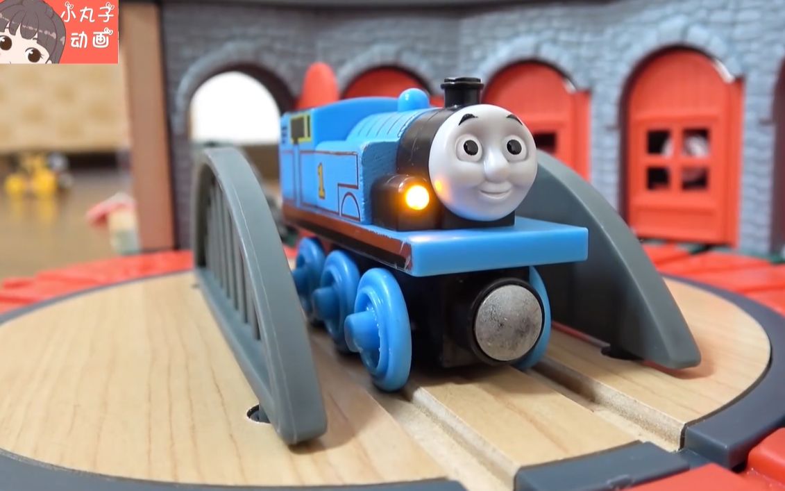 托马斯小火车旋转站台出发工作