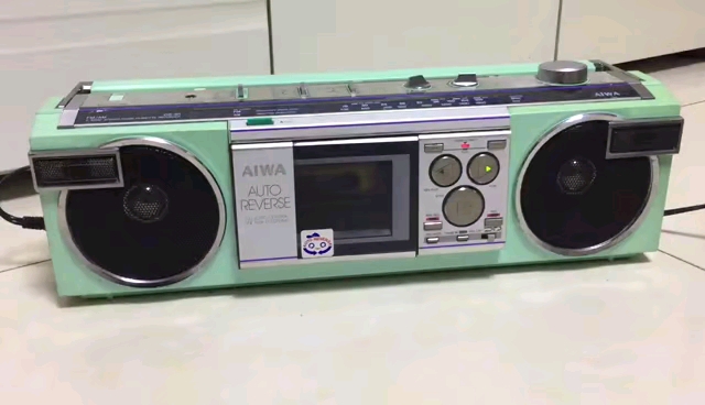 日系爱娃收录机.
