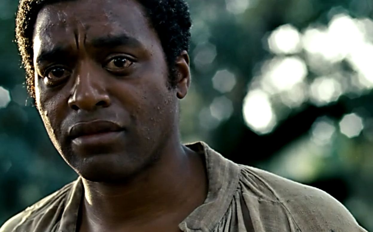 86届奥斯卡最佳影片《为奴十二年》 卷福骚气走位