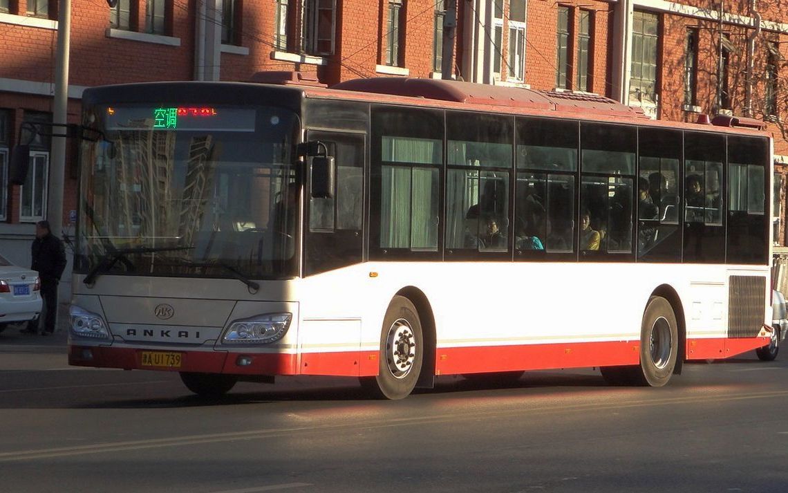 天津公交pov870路凌奥创意产业园新中村公交站