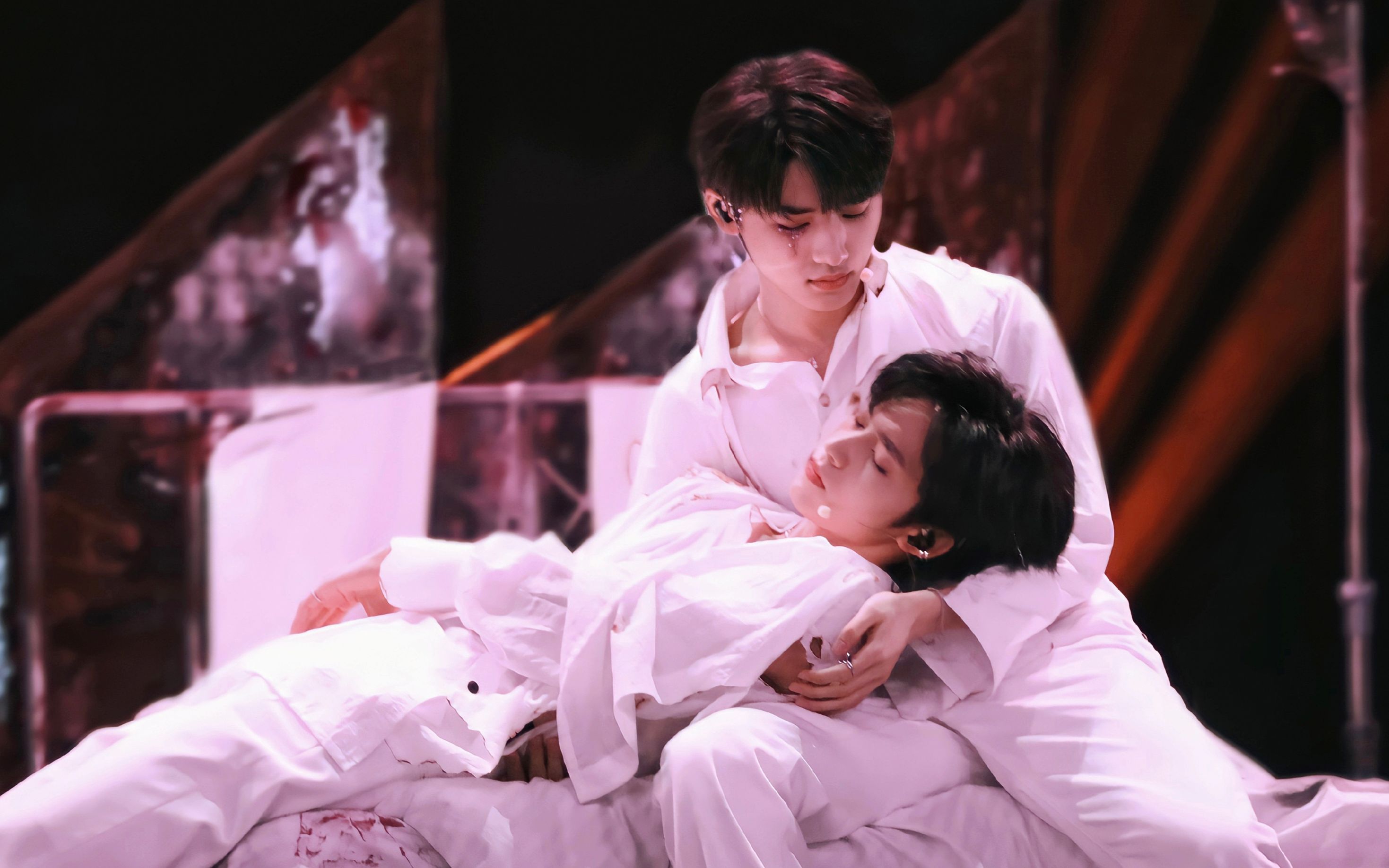 【文轩】唱跳双杀《甜秘密 恶之必要》 i 宋亚轩刘耀文实力唱跳 你猜