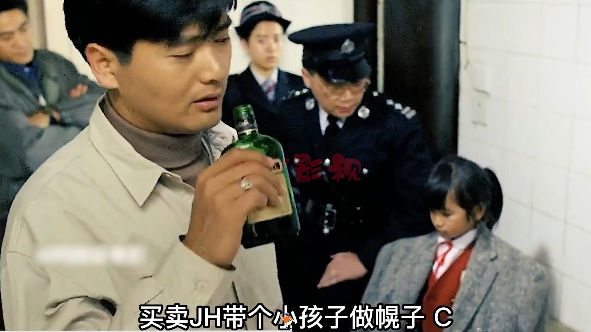 这才是最狂"乌鸦哥",在警察眼皮下卖军火,这电影实在太经典