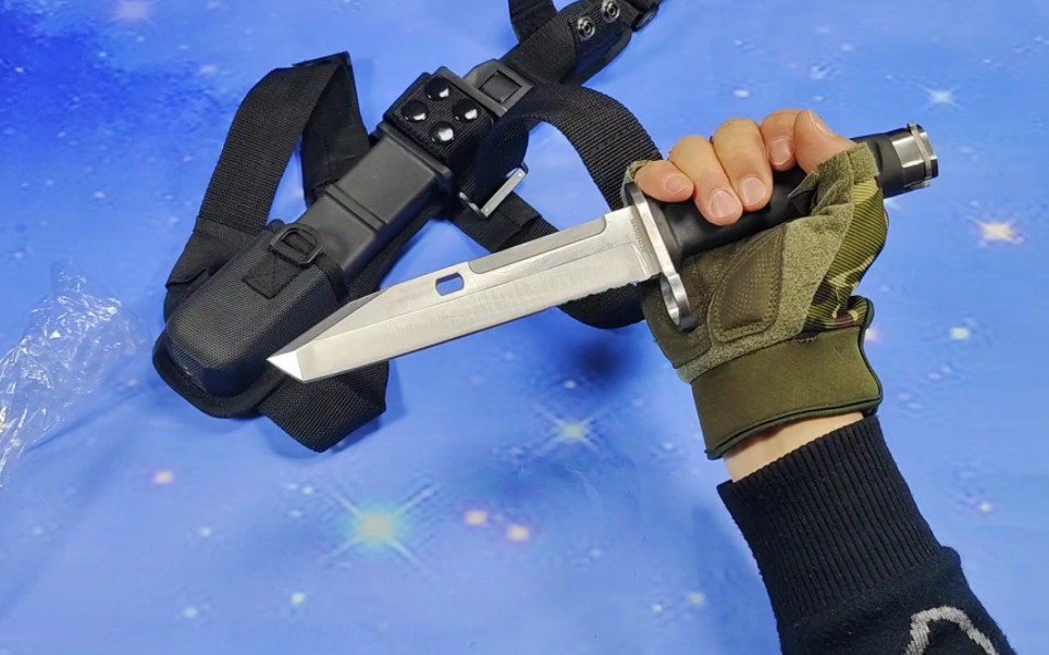 一体钢极端武力支点战术刀168像素