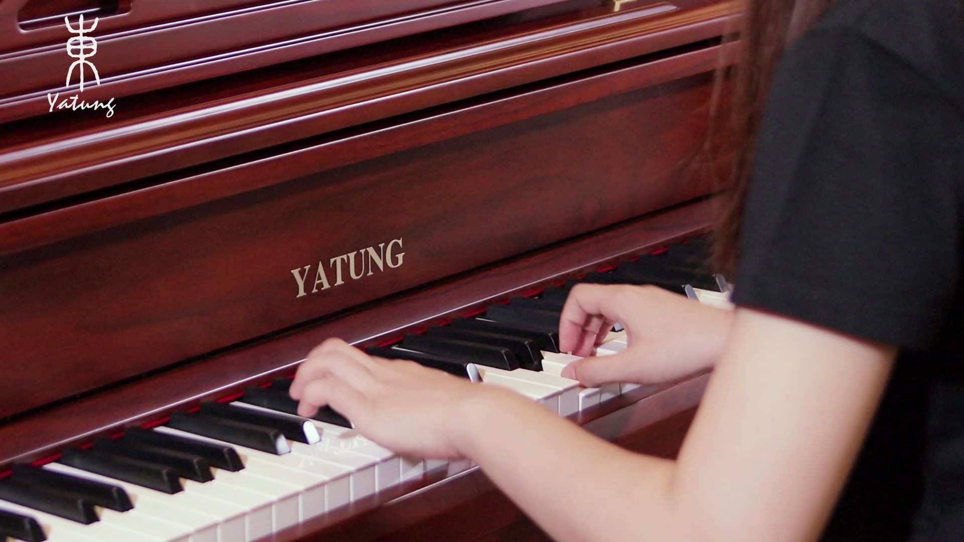 亚东钢琴演奏民族风钢琴曲《浏阳河》_哔哩哔哩_bilibili