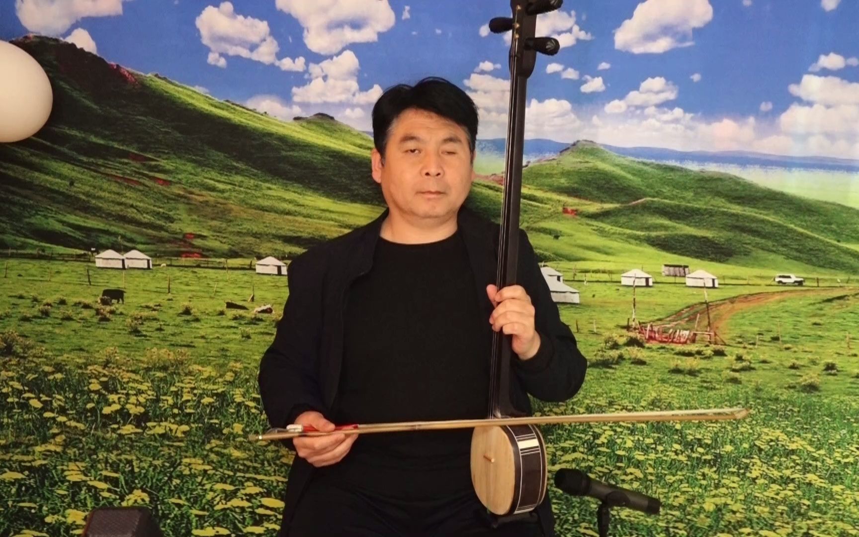 坠胡独奏岳云鹏经典歌曲《最亲的人》,拉得太好了,高手在民间!