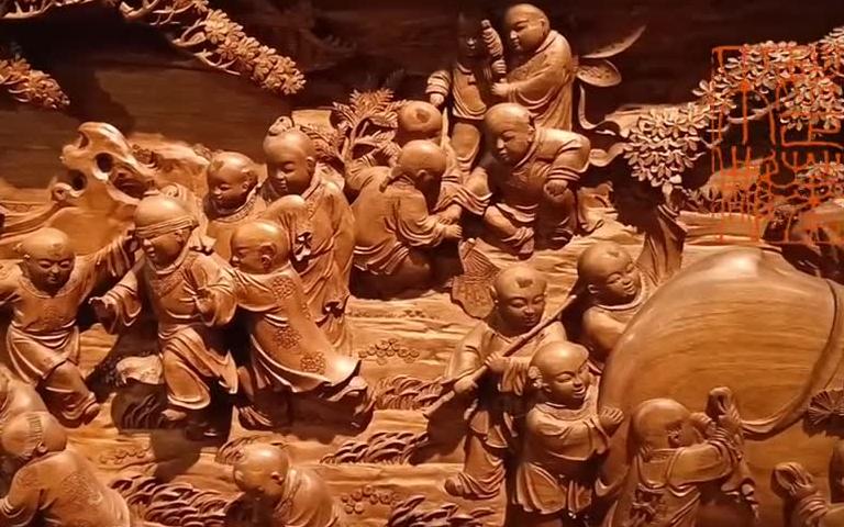 东阳木雕落地插屏《百子图》