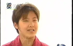 Télécharger la video: ＂东方之子，浓缩人生精华＂1996年28岁的白岩松采访18岁的奥运跳水冠军伏明霞