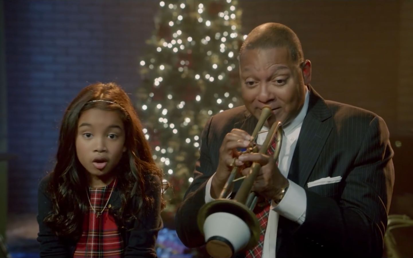 [图]【爵士】《铃儿响叮当》Jingle Bells- by Wynton Marsalis & Friends - Brooks Brothers