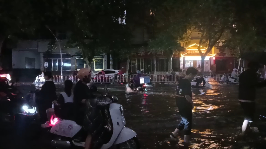 郑州又被淹了(悲)