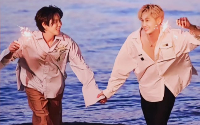 文总和包包那些氛围感十足的照片