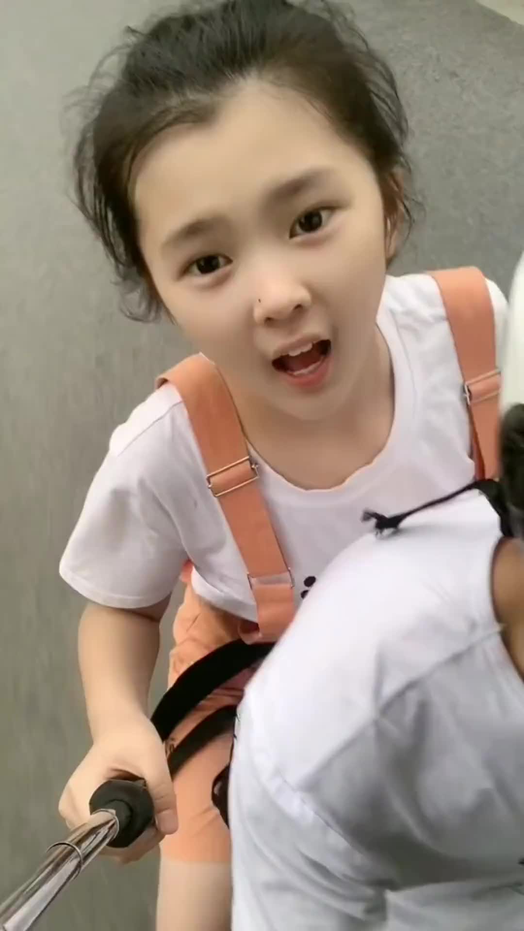 放学啦接娃放学雨儿爱唱歌