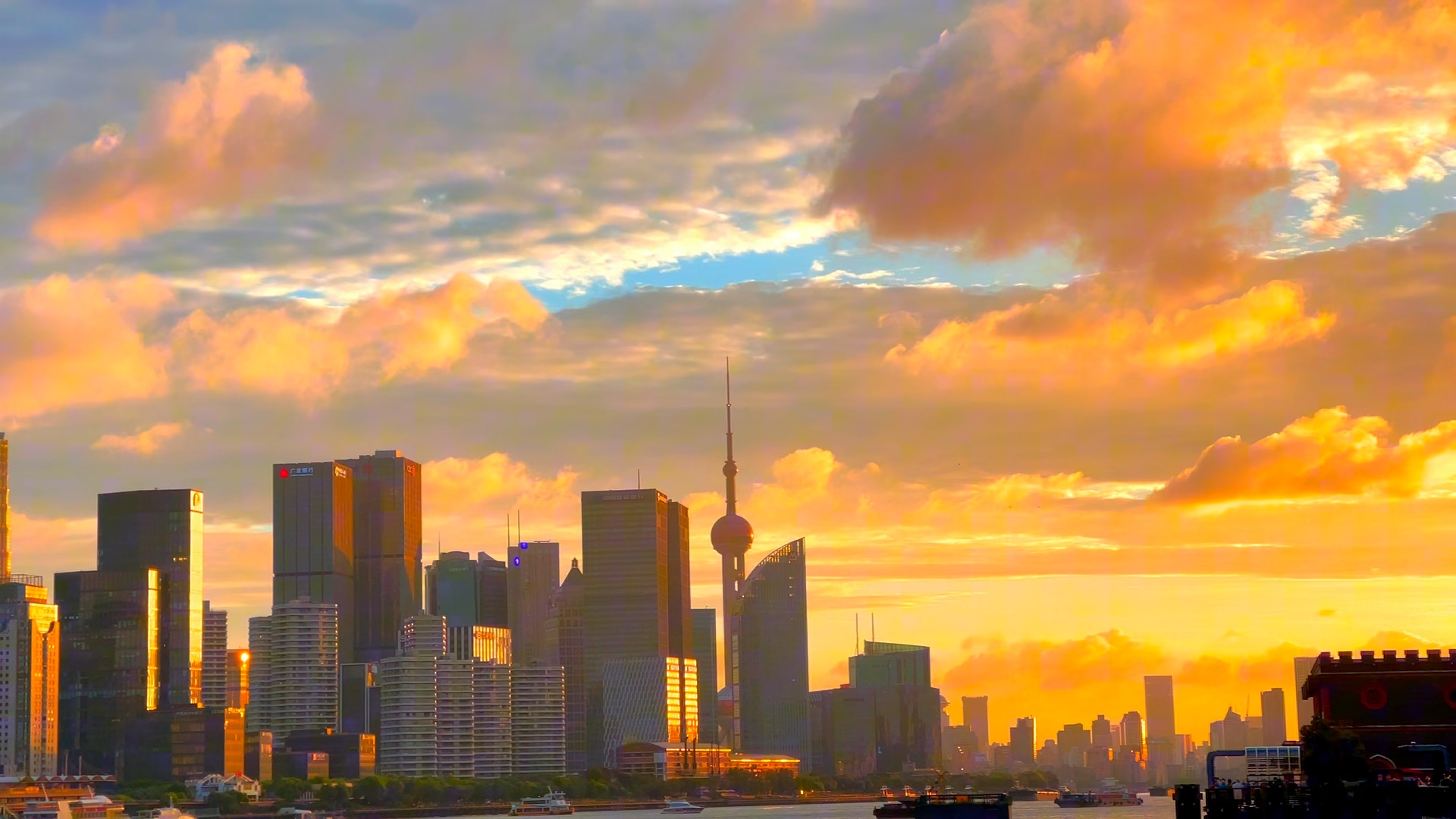 上海的晚霞总是那么迷人