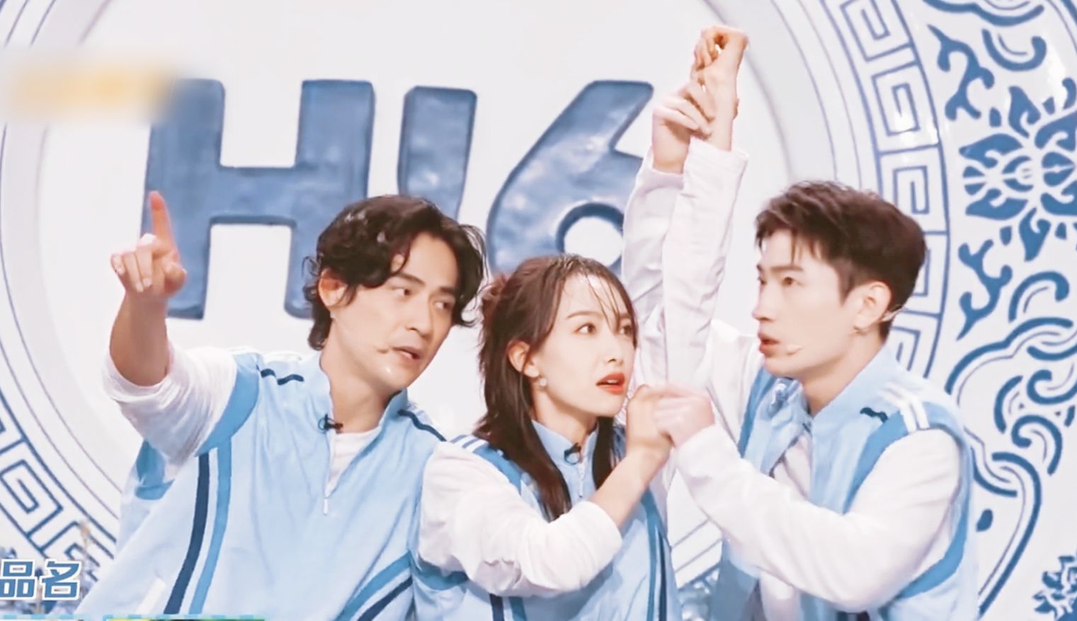 【宋茜】谈着一个,牵着一个,再看一个,很有燃冬的那种天赋异禀.