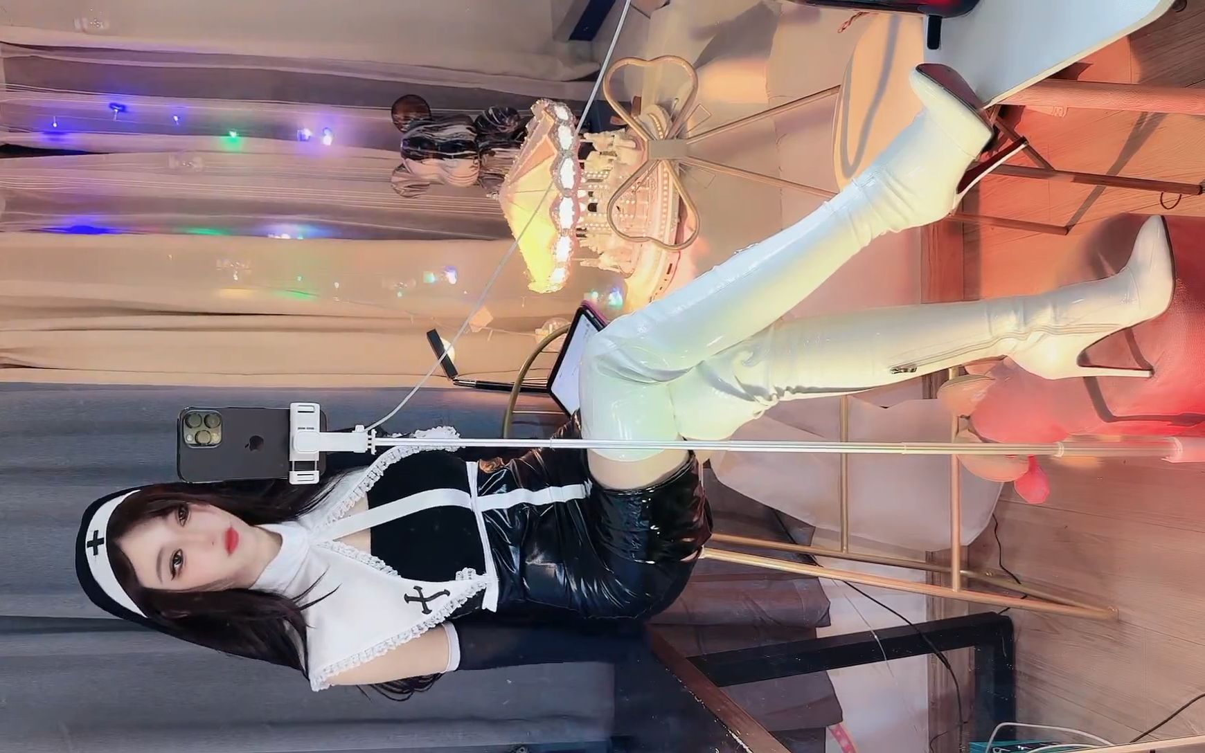 抖音@玥樾230108直播录制 修女服cosplay 虾线肉丝 白色过膝靴