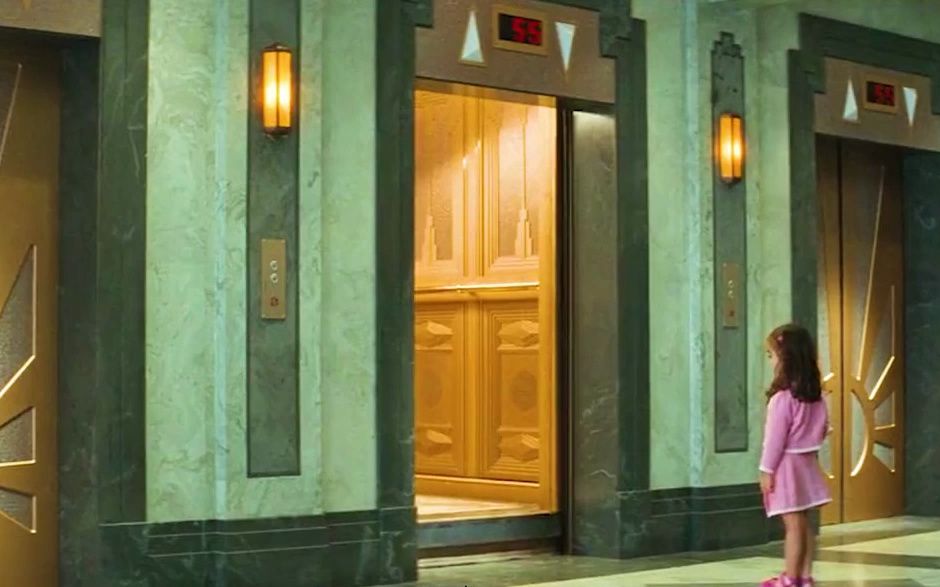 这是我见过最恐怖的电梯.每天要吃上百人,到底有什么秘密!