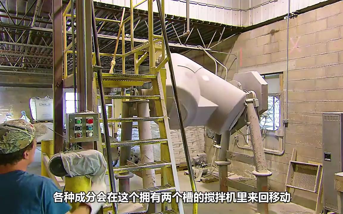 探访玻璃工厂，传统的古老方法打造可以作画的乳化玻璃
