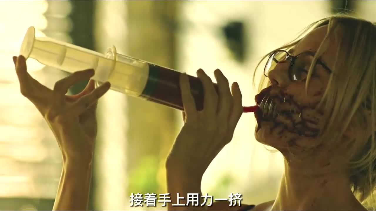 惊悚片:不良医生给女人整容,竟整成了怪物,最后引发了变异!哔哩哔哩bilibili