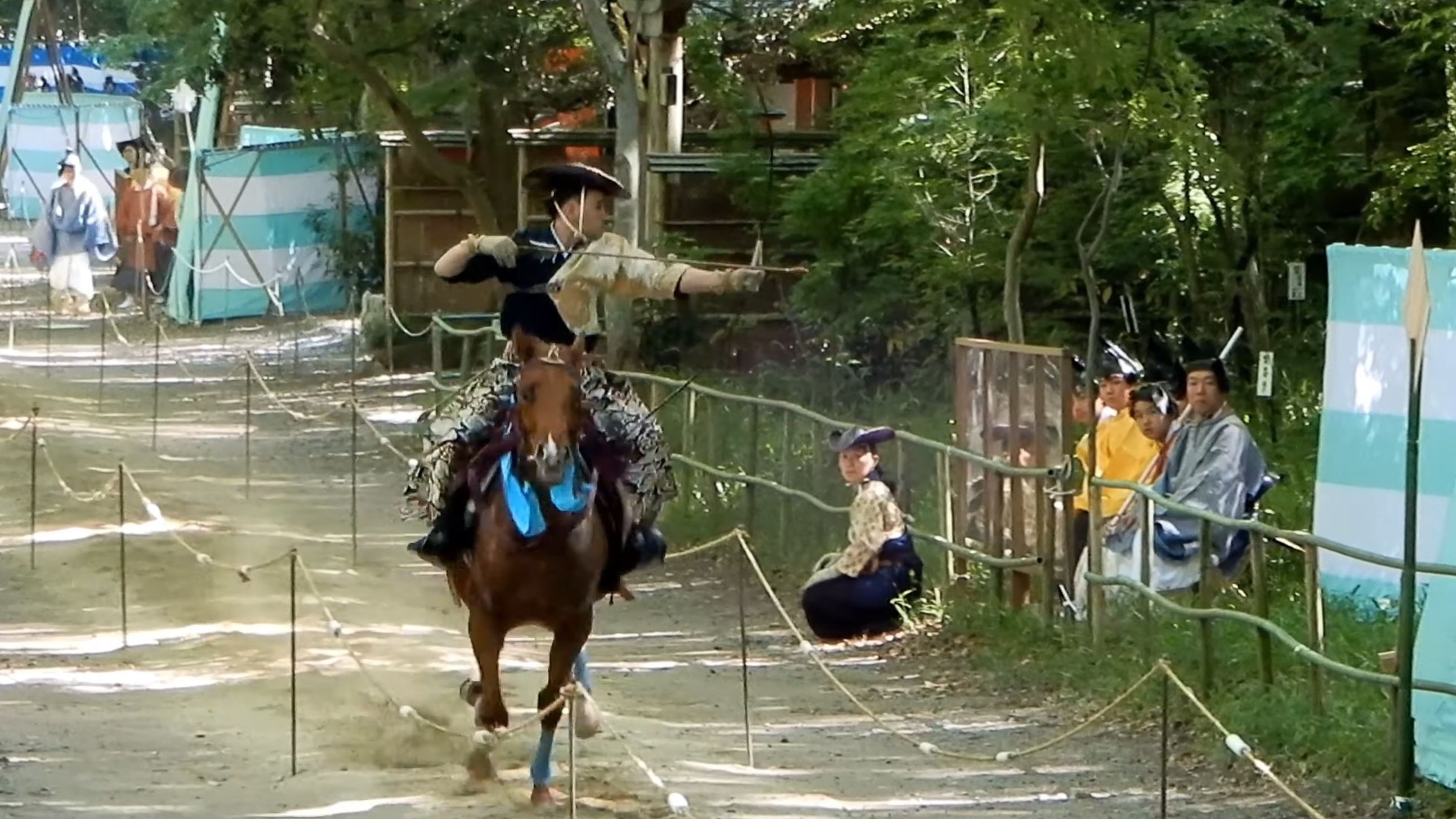 【京都新闻4K】京都・下鸭神社「流镝马神事」2024哔哩哔哩bilibili