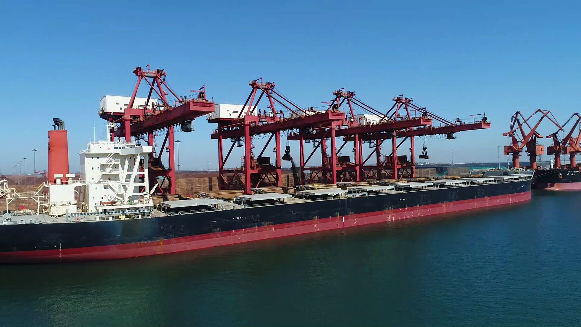 唐山港集团卸船二班宣传视频