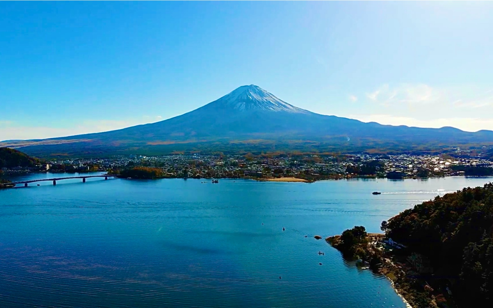 日本留学记录:富士山河口湖秋景航拍_哔哩哔哩 (゜-゜)つロ 干杯