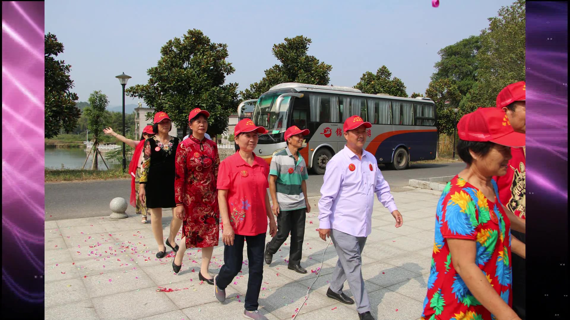 [图]热烈祝贺渡头中学七六届00