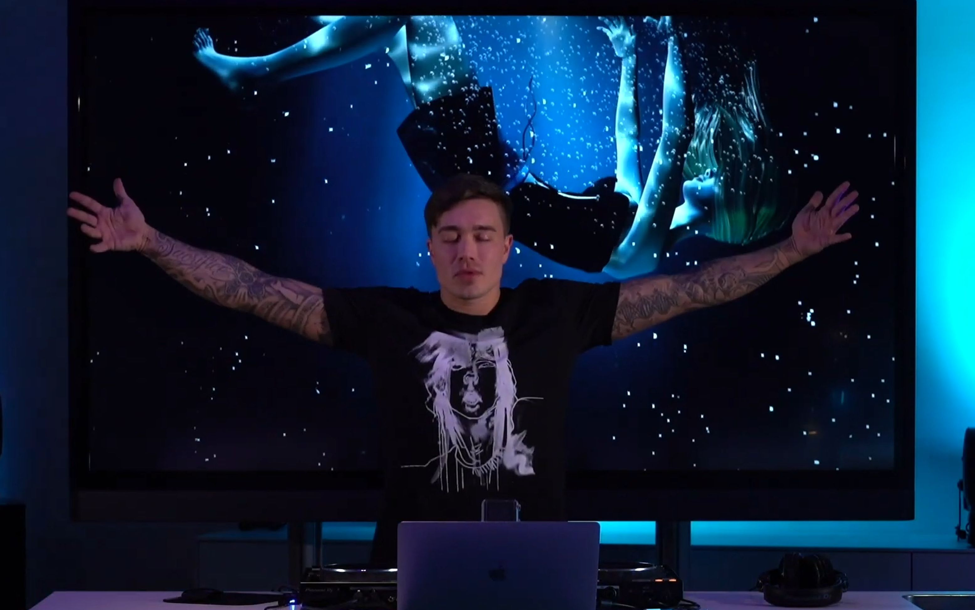 headhunterz 猎头居家打碟现场