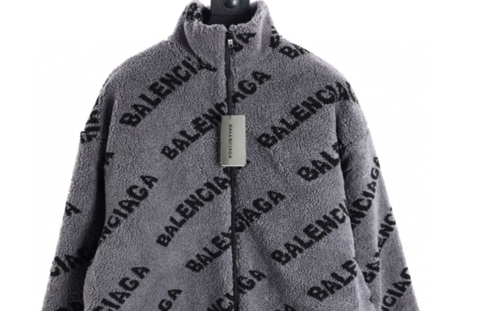 盘点一下原单balenciaga巴黎世家blcg 23fw 弹幕羊羔绒外套