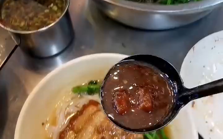 广西扣肉粉图片