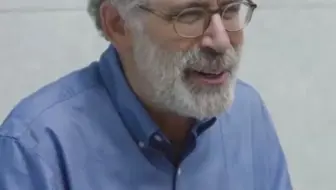 做人一定要学会独立思考，知道自己想干什么且坚持去干，才是一个人最大的成功