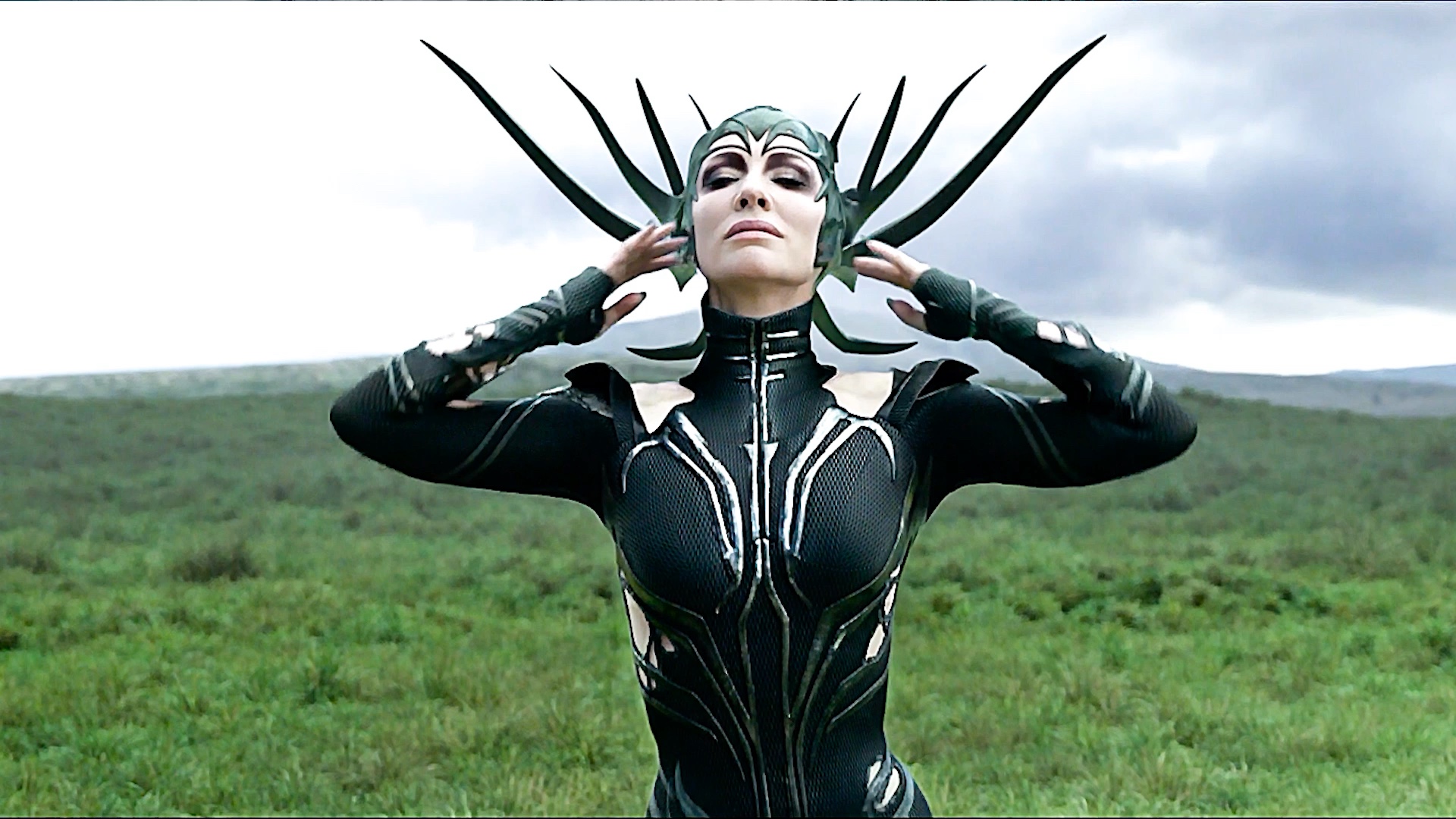 欣赏一下海拉的魅力吧