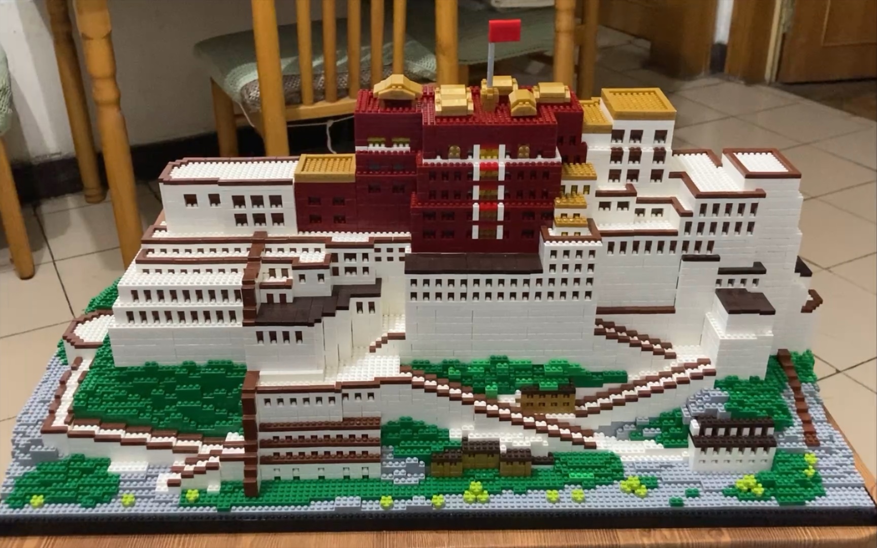 11000块的乐高布达拉宫收工