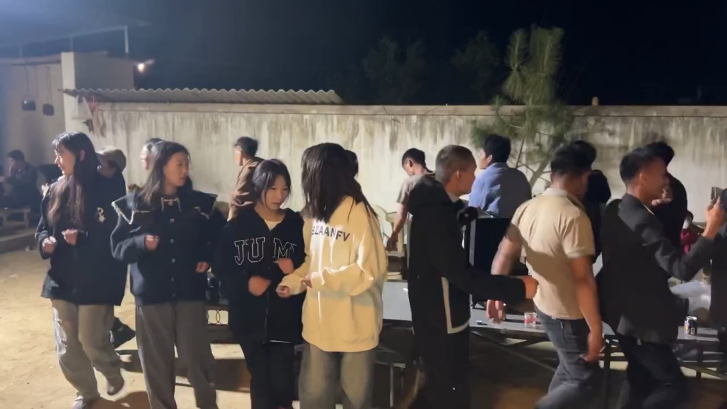 不会打歌学打歌!阿哥咋摆你咋摆-滇红小妹-滇红小妹-哔哩哔哩视频