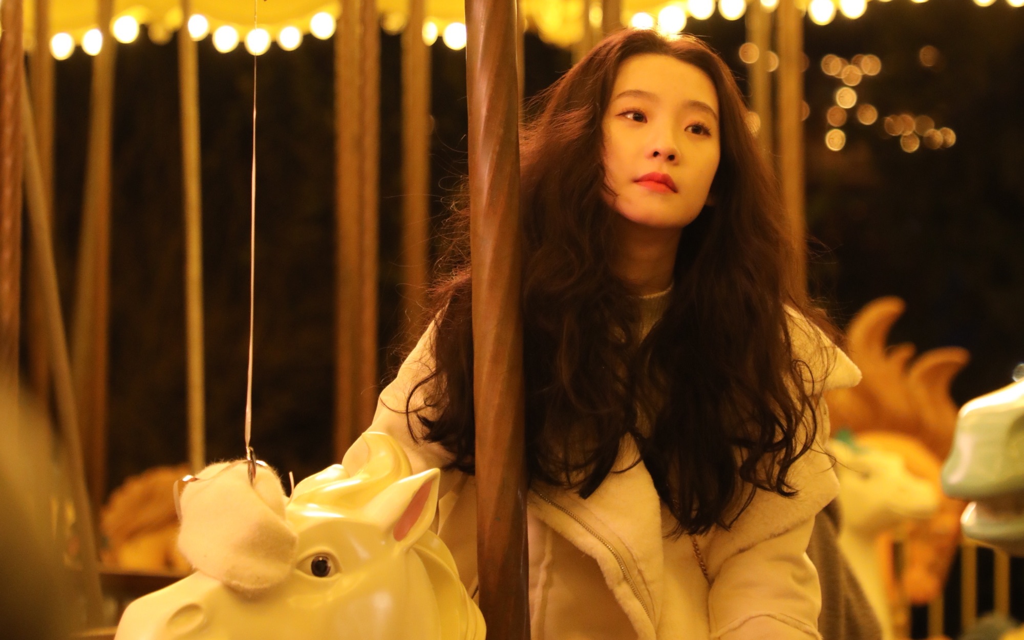 张艺凡万有引力踩点剪辑