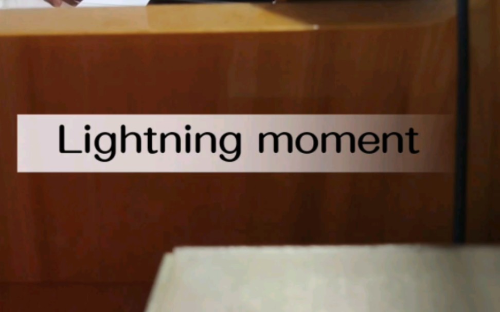 [图]挑战不可能！初中生挑战《Lightning moment》钢琴演奏