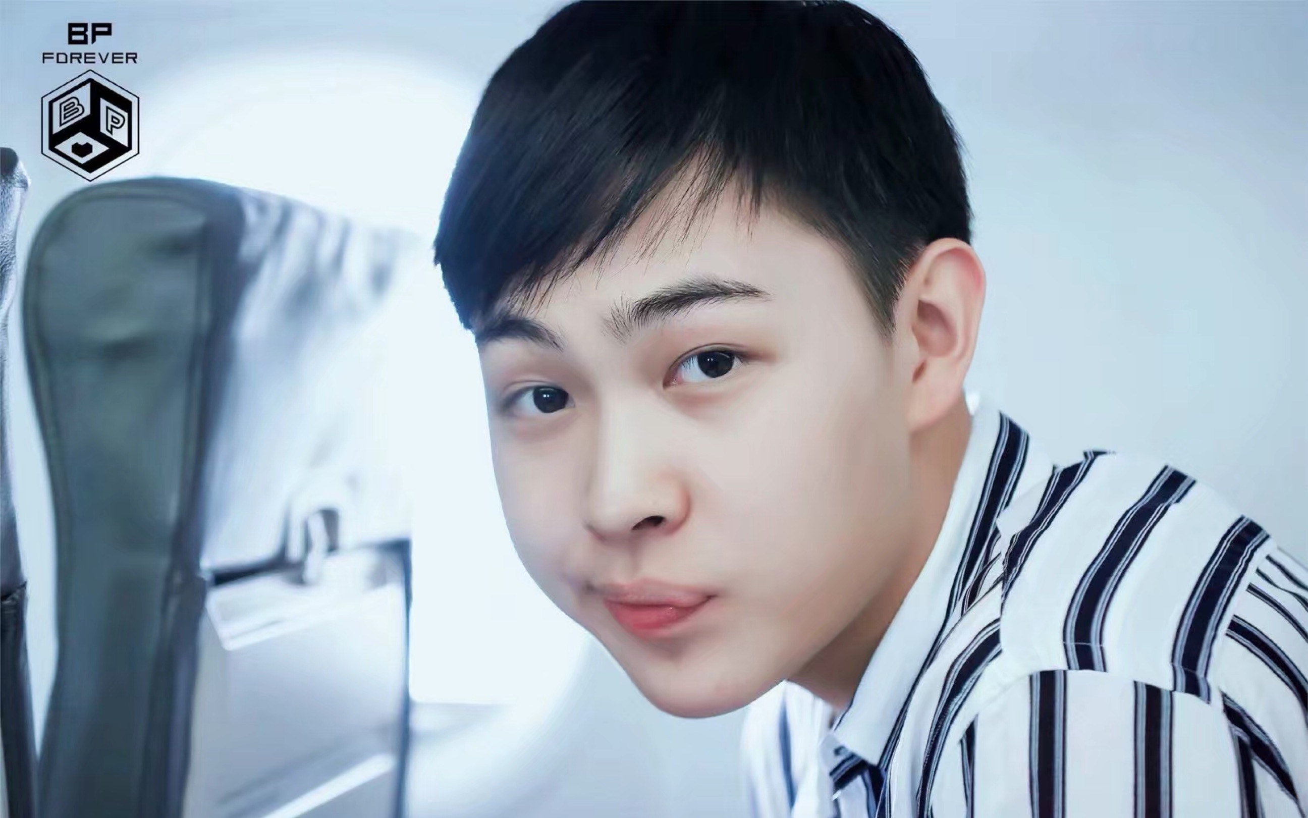 对幸运的挑眉邪笑毫无抵抗力