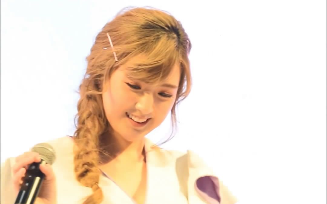 泰国女歌手beerpassaranan