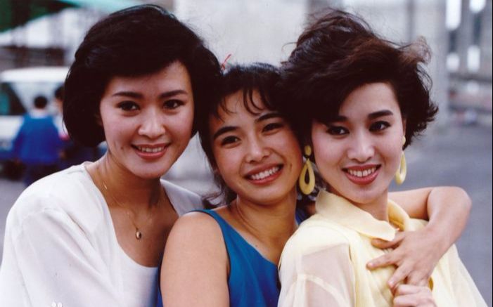 国产电影三个女人一个梦上影1992