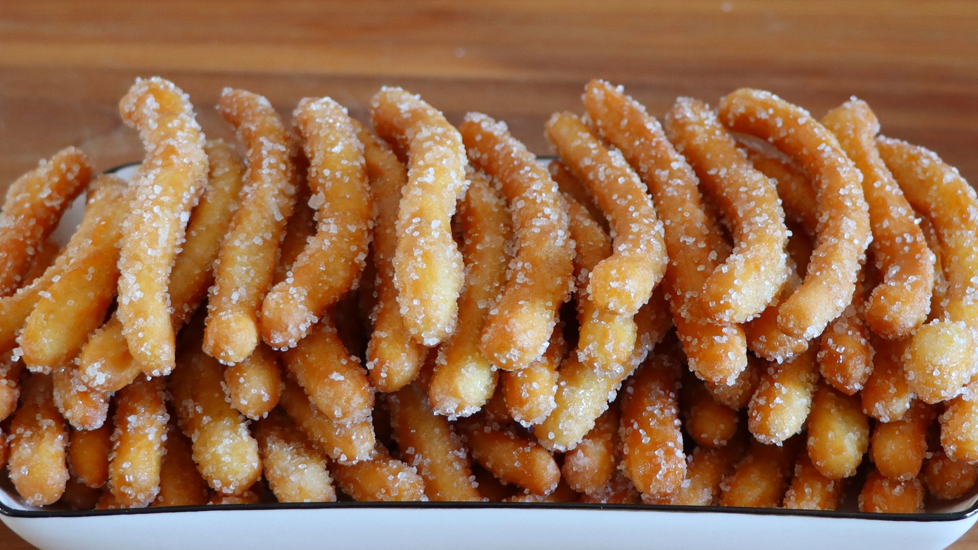 鸡蛋酥糖果子,做法简单,食材简单,根根酥脆香甜