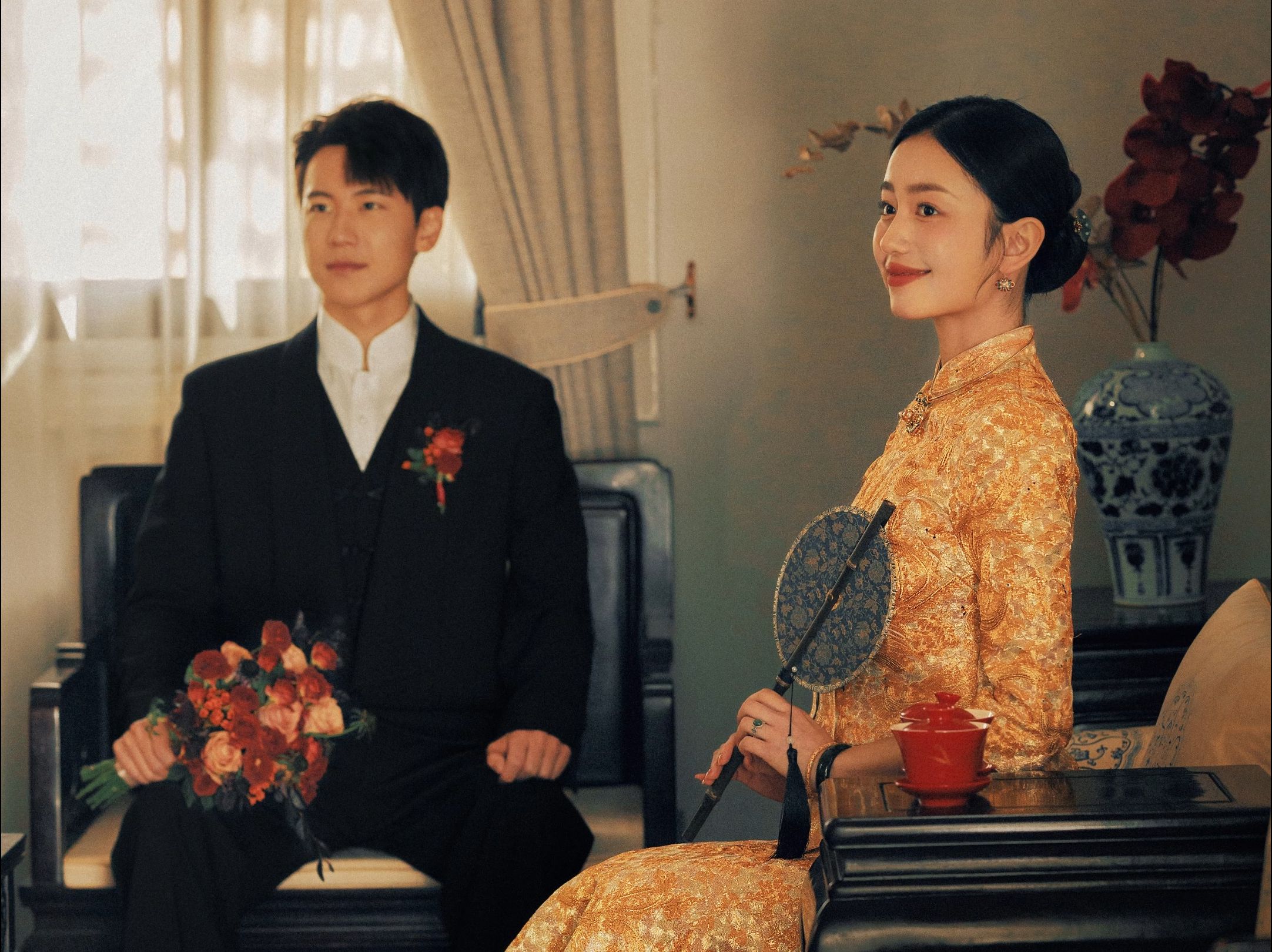 中式喜嫁婚纱照|年华灼灼艳桃李,结发簪花配君子