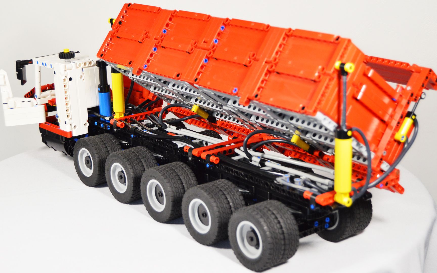 lego乐高 technic科技/机械 moc sandvik th680 rc version 侧卸式