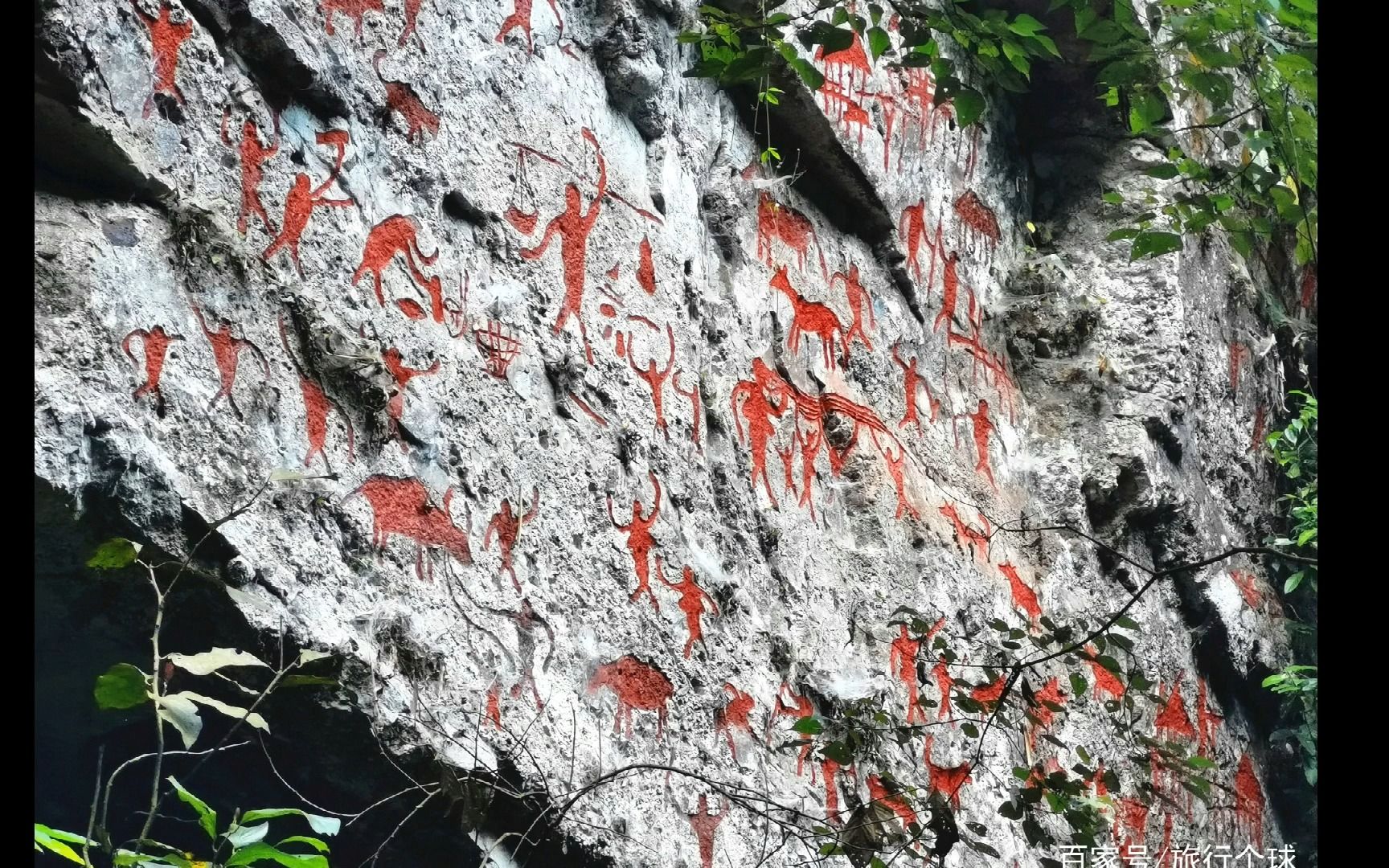 [图]走进佤族，了解佤族崖画，学习手绘最葫芦。